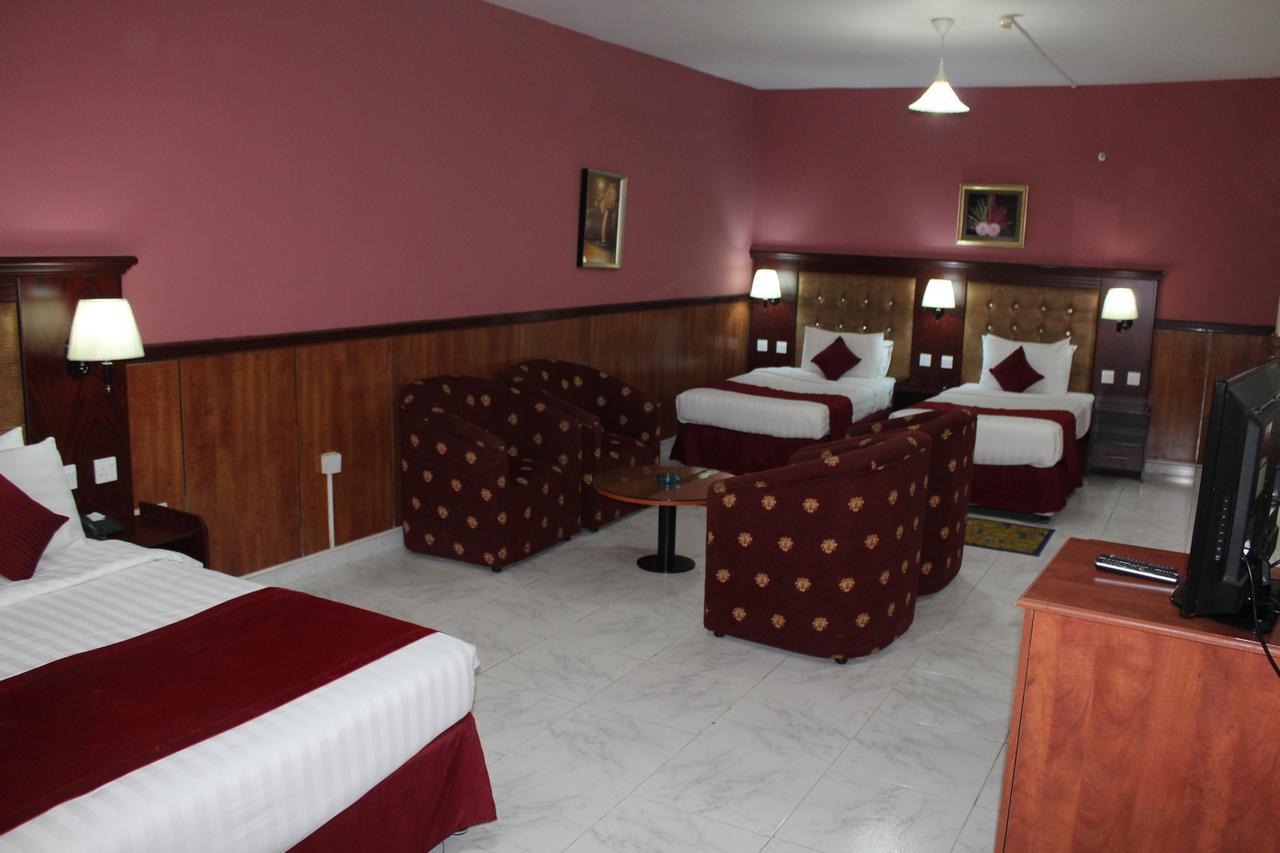 Grand Nova Hotel 2*